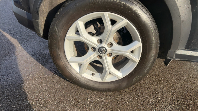 Nissan Juke 1.0 DiG-T 114 N-Connecta 5dr Petrol Hatchback